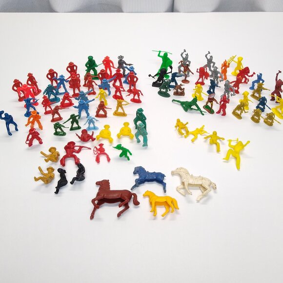 Cowboy & Indians Vintage Plastic Toy Lot Nostalgic Collection Wear & Play Damage - Picture 1 of 10